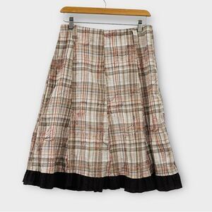 Brown Plaid Skirt Embroidered Ruffled Hem Women’s size EU 42 / US M